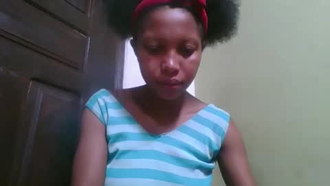 Snapshot of rinah654271 chatting on March 30, 2:56 am rinah654271 online show from March 30, 2:56 am