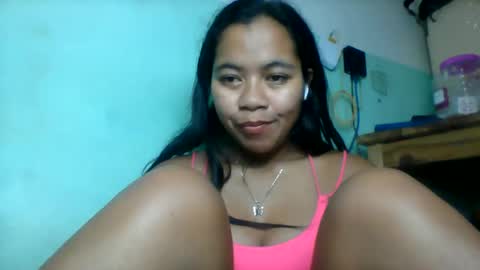 Snapshot of rinah856024 chatting on June 12, 7:24 pm rinah856024 online show from June 12, 7:24 pm