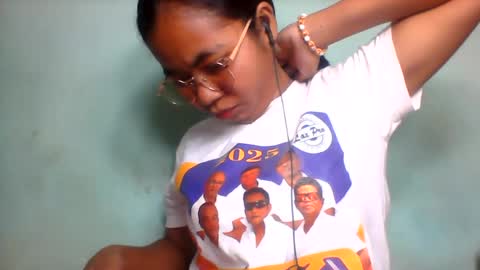 rinah856024 online show from August 2, 2:48 pm