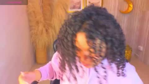 Snapshot of risada_temptation_s chatting on October 30, 3:19 am Risada online show from October 30, 3:19 am