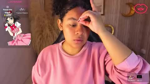 Snapshot of risada_temptation_s chatting on November 6, 3:07 am Risada online show from November 6, 3:07 am