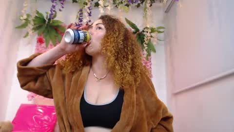 Risitos De Oro online show from April 17, 10:24 pm