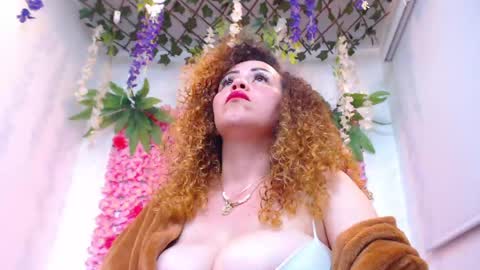 Risitos De Oro online show from May 16, 12:07 am