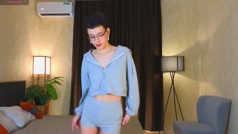 Agnes online show from December 14, 7:29 am