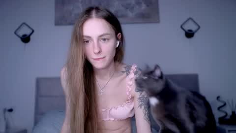 Snapshot of rita_orra chatting on April 21, 2:01 pm Rita online show from April 21, 2:01 pm