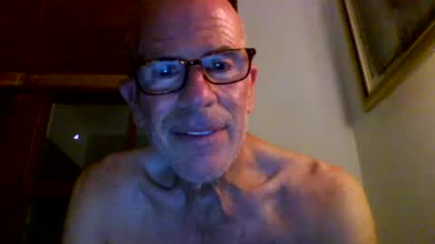 Snapshot of river053 chatting on July 26, 1:36 am river053 online show from July 26, 1:36 am