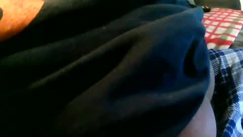 Snapshot of rjbear1 chatting on November 1, 4:09 pm RJ online show from November 1, 4:09 pm