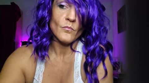 Snapshot of rjeanr chatting on September 27, 3:00 am Randiz online show from September 27, 3:00 am