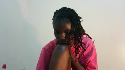 Snapshot of rlessing2 chatting on February 20, 7:47 pm rlessing2 online show from February 20, 7:47 pm