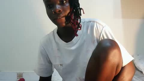 Snapshot of rlessing2 chatting on February 23, 12:57 pm rlessing2 online show from February 23, 12:57 pm