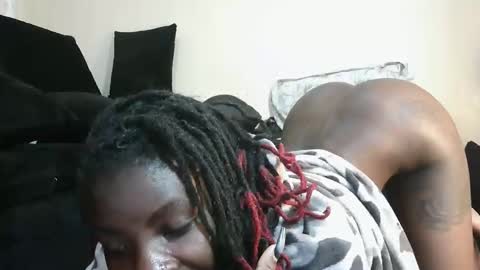 Snapshot of rlessing2 chatting on March 12, 9:48 am rlessing2 online show from March 12, 9:48 am