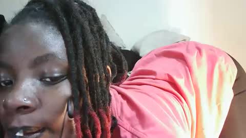 Snapshot of rlessing2 chatting on March 13, 11:33 pm rlessing2 online show from March 13, 11:33 pm