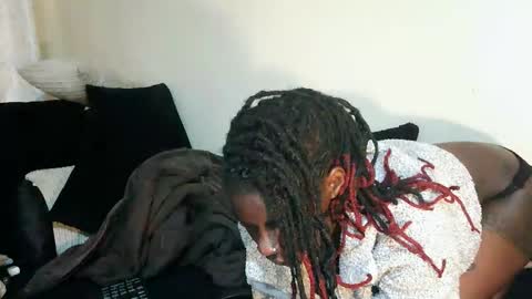 Snapshot of rlessing2 chatting on March 26, 11:05 am rlessing2 online show from March 26, 11:05 am