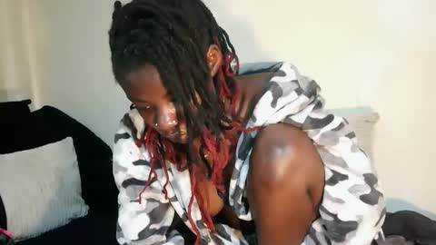 Snapshot of rlessing2 chatting on March 30, 11:44 am rlessing2 online show from March 30, 11:44 am