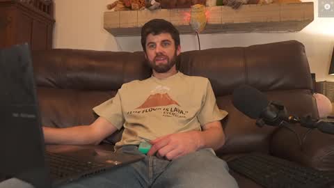 Snapshot of rndmzd chatting on January 9, 2:54 am Ryan aka KeylimeRy online show from January 9, 2:54 am