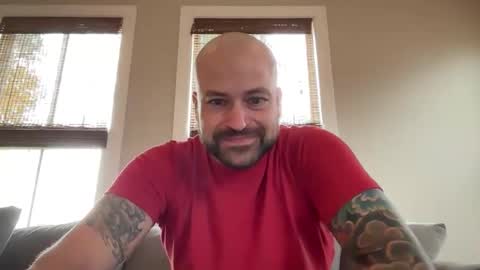 Snapshot of roadking1122 chatting on October 29, 7:04 pm roadking1122 online show from October 29, 7:04 pm