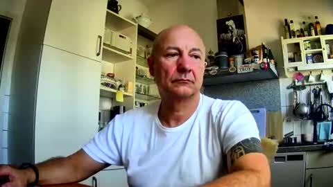 roadrunnerger online show from October 18, 11:00 am