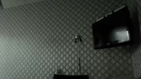 rob18997 online show from March 23, 4:11 pm