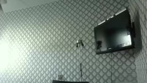 rob18997 online show from March 27, 3:34 pm