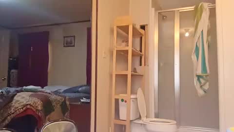 Snapshot of rob459470 chatting on September 14, 5:23 pm rob459470 online show from September 14, 5:23 pm