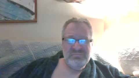 Snapshot of rob872217 chatting on February 25, 8:47 am rob872217 online show from February 25, 8:47 am