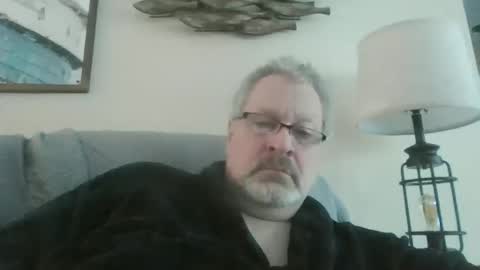 Snapshot of rob872217 chatting on February 25, 1:43 pm rob872217 online show from February 25, 1:43 pm