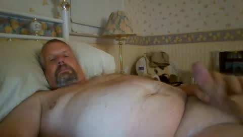 Snapshot of rob9271963 chatting on July 4, 10:21 am Rob online show from July 4, 10:21 am