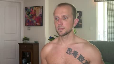 Snapshot of rob_ryder chatting on July 11, 10:22 pm rob ryder online show from July 11, 10:22 pm