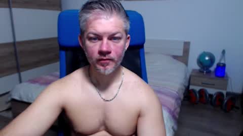 robbyshawz online show from November 23, 5:18 am