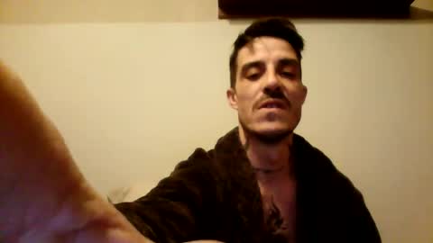 rober777xxl online show from December 2, 8:33 pm