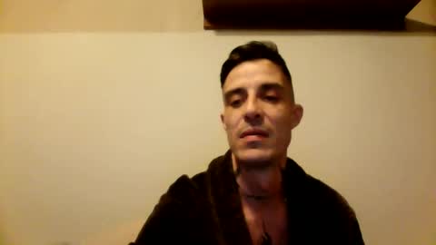 rober777xxl online show from December 6, 7:34 pm