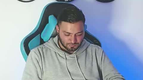 Stiven - online show from December 19, 10:17 pm