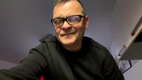 robert_tino online show from January 6, 8:40 am