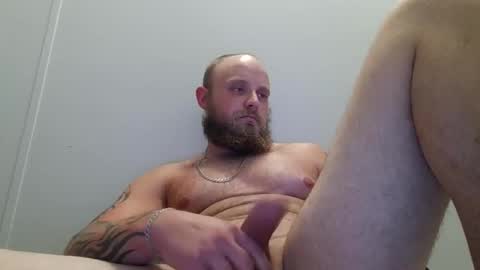 Snapshot of robertd5094 chatting on November 30, 3:38 pm robertd5094 online show from November 30, 3:38 pm