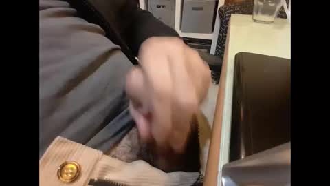 Snapshot of robertomx2014 chatting on February 10, 12:48 am robertomx2014 online show from February 10, 12:48 am