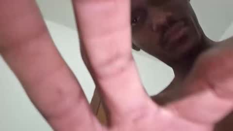 robertrei online show from February 16, 1:13 am