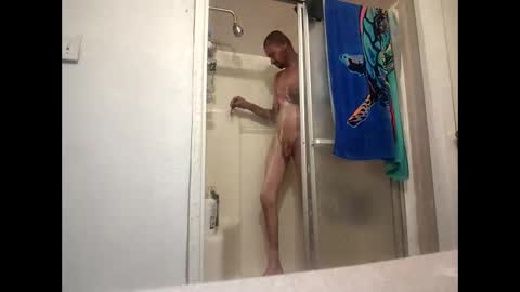 robertsaiz4200 online show from March 19, 4:05 am