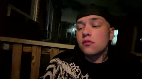 Snapshot of robin_bones chatting on July 22, 7:11 am Lula Lace online show from July 22, 7:11 am