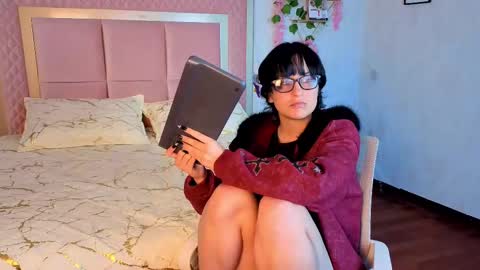 robin D online show from October 11, 5:55 pm