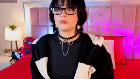 robin D online show from April 19, 12:15 pm