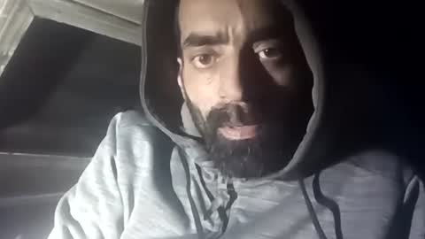 R online show from February 25, 1:54 pm