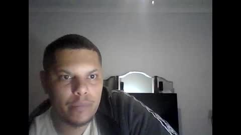 robinidessundercover34 online show from November 9, 6:06 pm