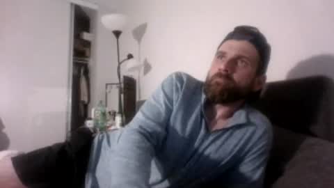 Snapshot of robinsonpainting1 chatting on June 24, 5:28 am robinsonpainting1 online show from June 24, 5:28 am
