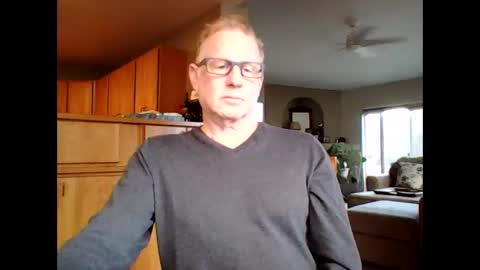 Snapshot of robo0000 chatting on March 11, 12:05 am robo0000 online show from March 11, 12:05 am