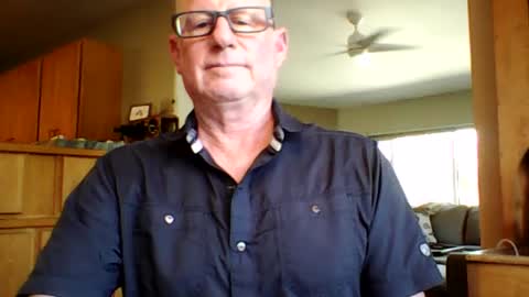 Snapshot of robo0000 chatting on June 16, 10:12 pm robo0000 online show from June 16, 10:12 pm