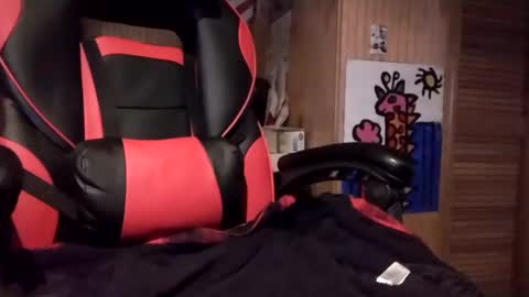 Snapshot of robonuts2004 chatting on January 11, 7:49 pm Robo Nuts online show from January 11, 7:49 pm