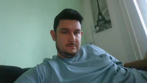 Snapshot of robtheman94 chatting on February 10, 2:26 pm Robin online show from February 10, 2:26 pm