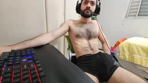 robwhiteguy online show from December 6, 5:11 pm