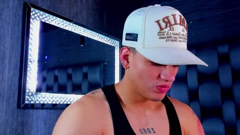 rocco_santos online show from March 2, 5:42 pm