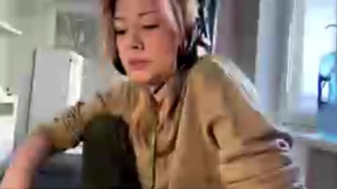 Anny online show from February 10, 12:09 pm